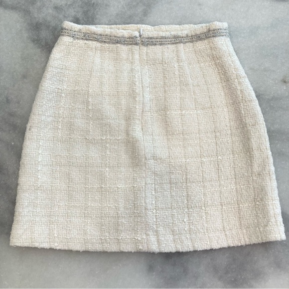ZARA Ivory White Cream Silver Tweed Fringe Pearl Button Mini Skirt - Picture 4 of 9